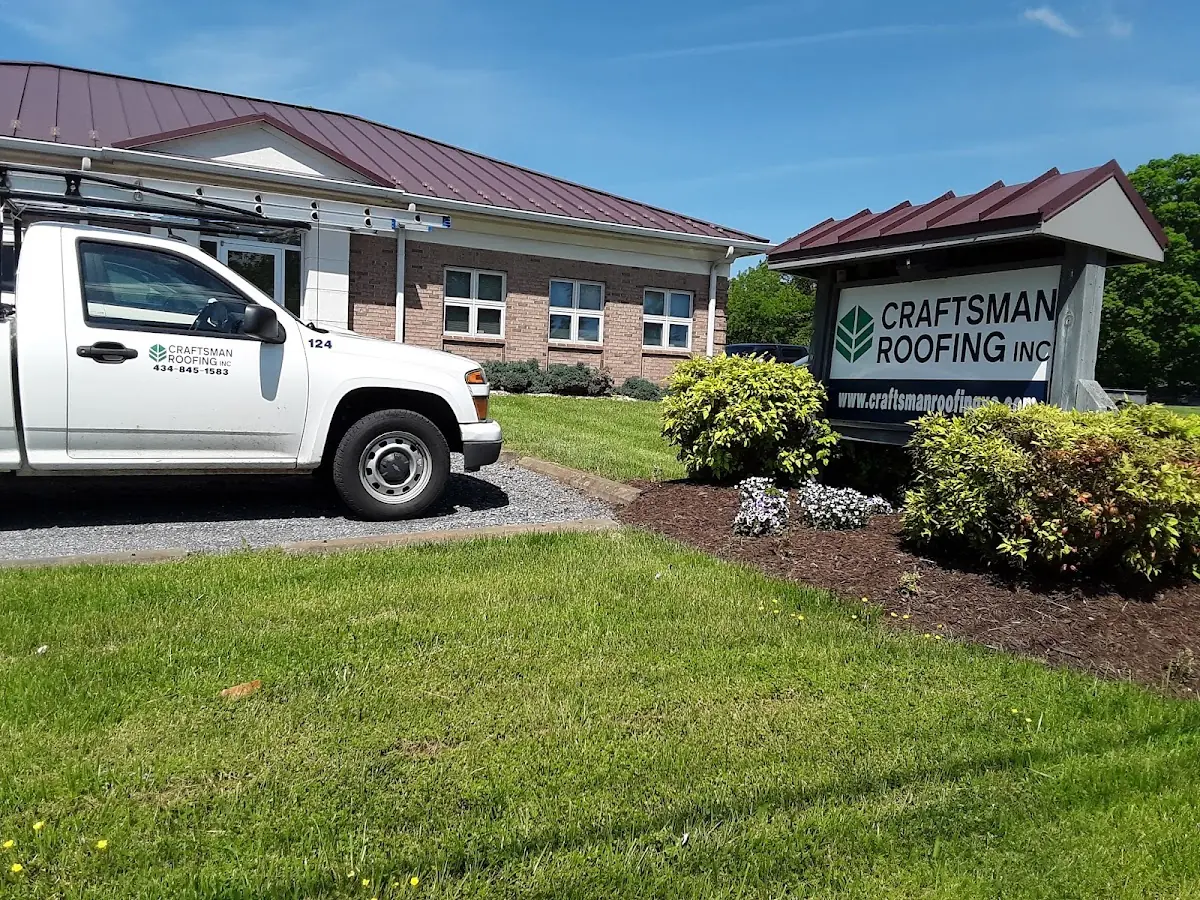 Quality Ice Dam Removal by experienced craftsmen in Roseville Plantation